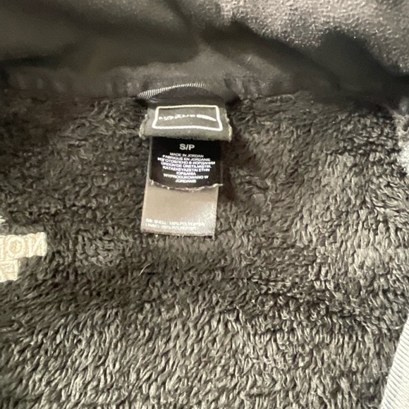 The North Face Women's Black Sherpa Fleece Jacket Size Small Warm Full Zip - Picture 7 of 8